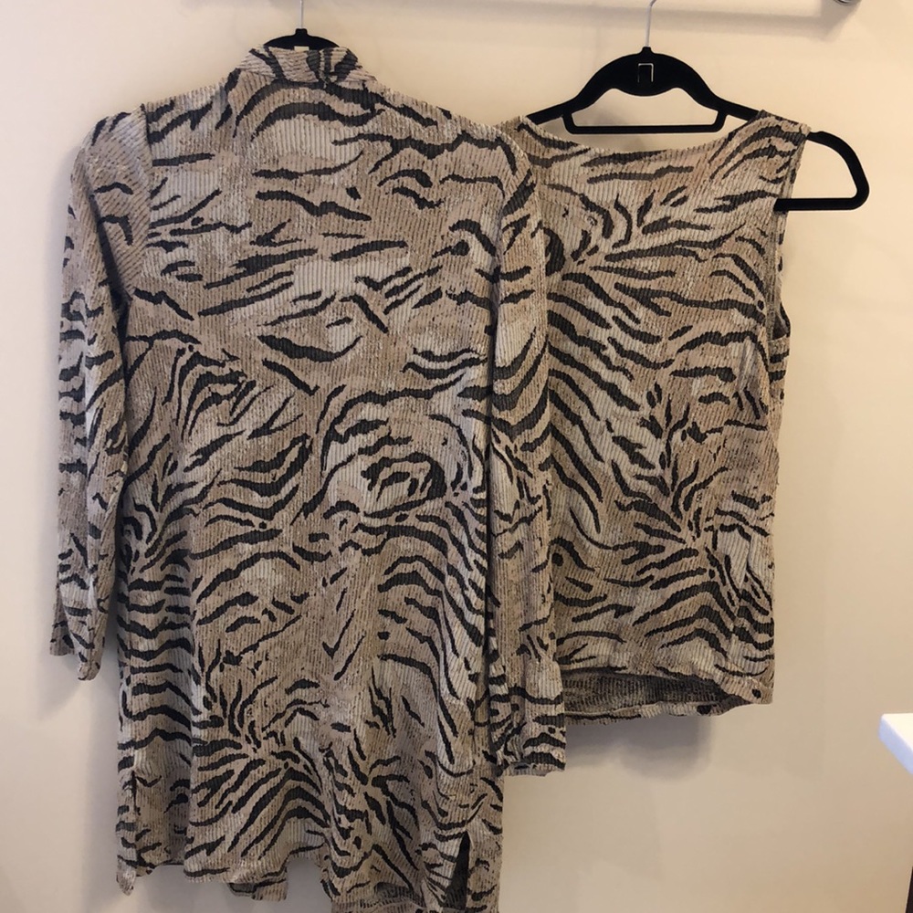 Chico’s Zebra Print Open Front Jacket And Matchin… - image 3